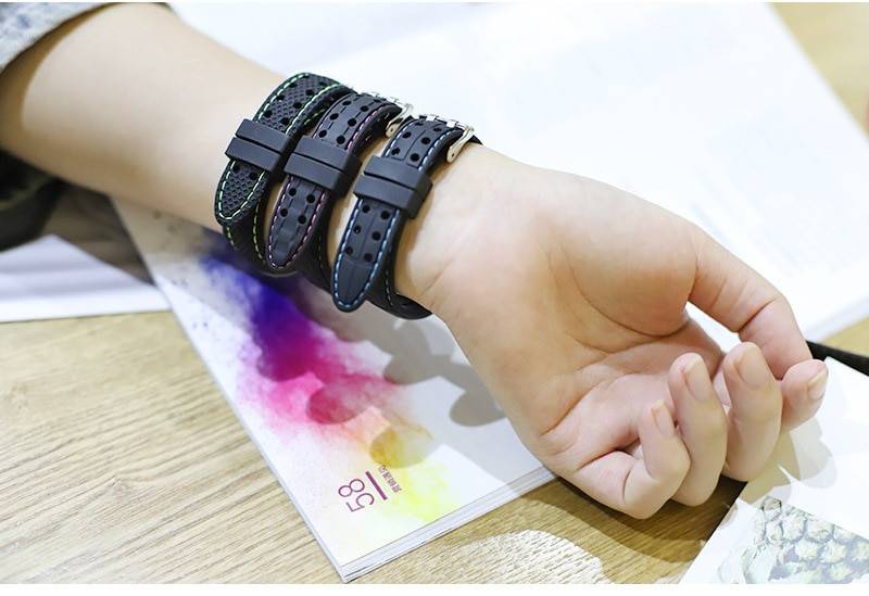 Bracelet For Xiaomi Mi Band 3 4 5 Sport Band Watch Silicone Wrist Strap For Xiaomi Mi Band 3 45 Bracelet For Mi Band 5 4 3 Band