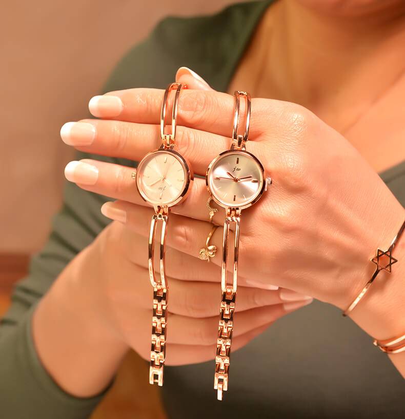 Women Bracelet Watches Luxury Fashion Rose Gold Alloy Small Quartz Watch Qualities Simple Ladies Wristwatches Female Chain Clock
