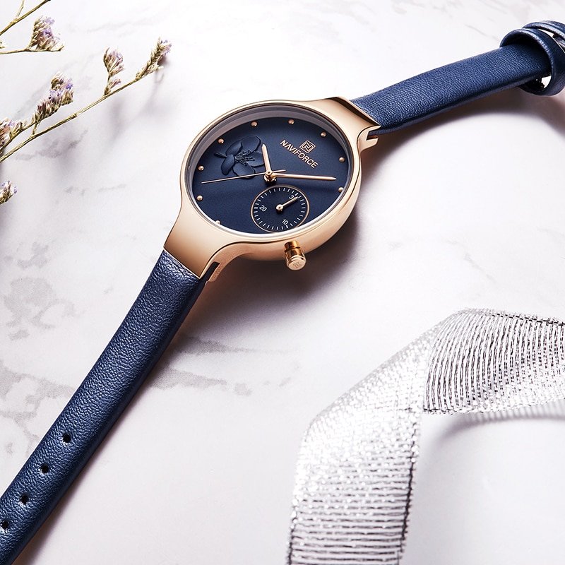 Floral Dial Quartz Watch — Leather Strap - Image 5